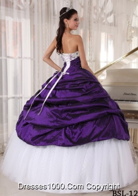 Beautiful Strapless Taffeta Embroidery Sweet 15 Dresses with Pick-ups and Embroidery