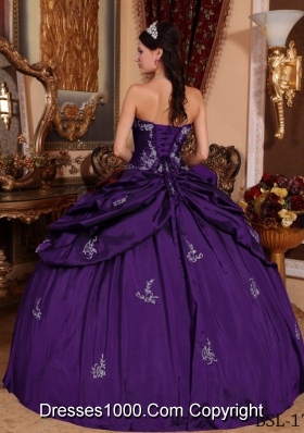 Elegant Sweetheart Taffeta Appliques for Purple Dress For Quinceanera