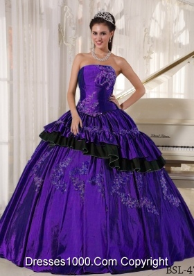 Pretty Strapless Taffeta Purple Sweet 15 Dresses with Beading