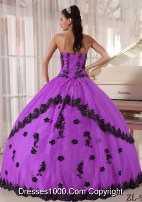 Purple Puffy Strapless Quinceanera Dresses with Black Appliques