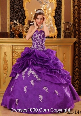 Purple Strapless Organza Quinceneara Dresses with Appliques and Pick-ups