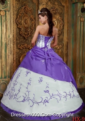 Strapless Purple and White Quinceanera Gowns with Embroidery and Pick-ups