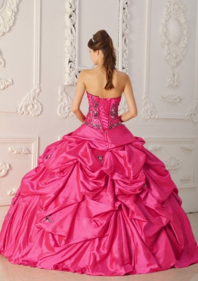 Coral Red Ball Gown Strapless Quinceanera Dress with Taffeta Appliques