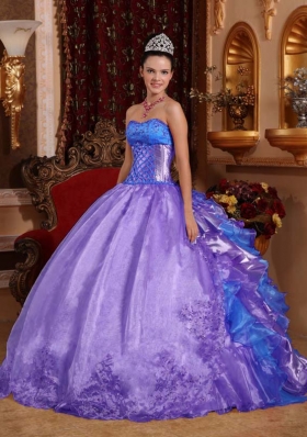Purple Strapless Embroidery Sweet Sixteen Quinceanera Dresses with Ruffles
