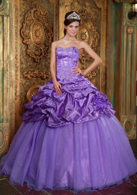 Sweetheart Organza Appliques and Pick-ups for Purple Quinceanera Gowns