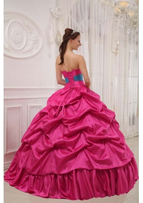 Elegant 2014 Puffy Strapless Quinceanera Dress with  Taffeta Beading