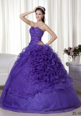 Sweetheart Organza Purple Quinceaneras Dresses with Ruffles and Beading
