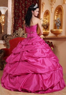 2014 Pretty Ball Gown Quinceanera Dress with Sweetheart Appliques