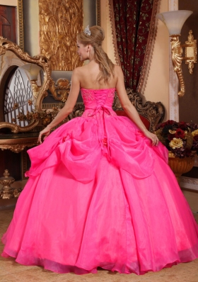 Hot Pink Ball Gown Appliques Quinceanera Gowns with Sweetheart