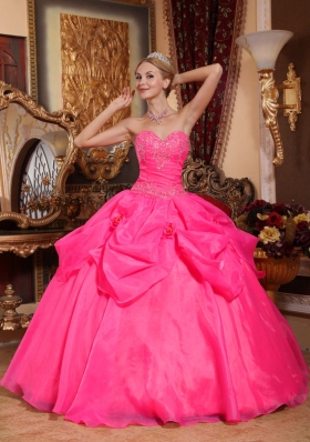 Hot Pink Ball Gown Appliques Quinceanera Gowns with Sweetheart