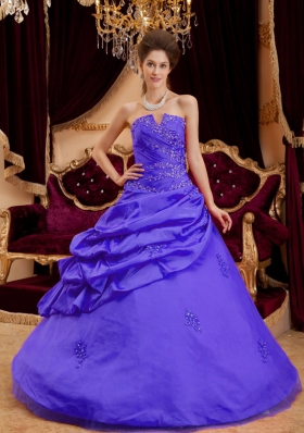Purple Strapless Quinceanera Gowns with Appliques and Pick-ups