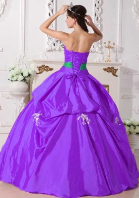 2014 Purple Ball Gown Strapless Beading Quinceanera Dress with Sash