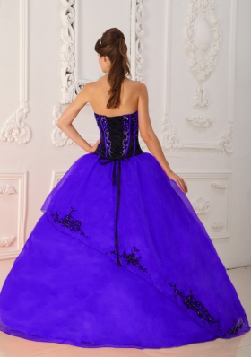 Discount Purple Princess Strapless Organza Sweet 15 Dresses