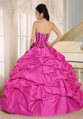 Hot Pink Sweetheart Pretty Quinceanera Dresses With Beading