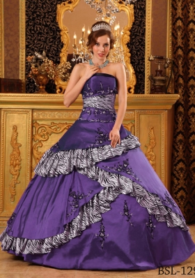 Purple Ball Gown Strapless Embroidery Sweet 16 Dresses with Appliques