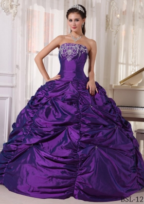 Purple Strapless Taffeta Quinceanera Gowns with Embroidery