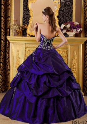 Purple Sweetheart Taffeta Quincenera Dresses with Appliques and Pick-ups