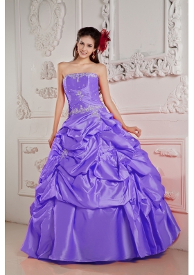 Purple Strapless Beading Quinceanera Dress with Pick-ups and Appliques