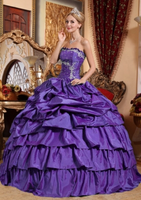 Purple Strapless Taffeta Sweet Sixteen Dresses with Appliques and Pick-ups