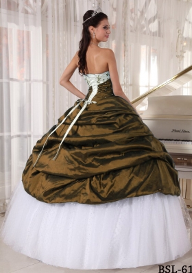 Beautiful Strapless Quinceanera Gowns with Embroidery and Pick-ups