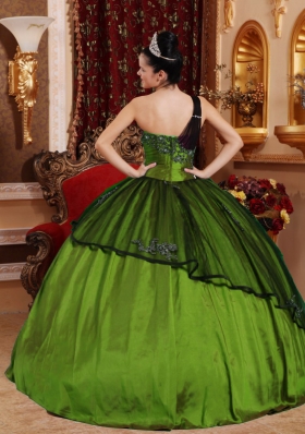 Olive Green One Shoulder Organza Quinceanera Gowns with Beading and Appliques