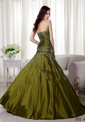 Sweetheart Olive Green Quinceanera Dresses Gowns with Beading and Embroidery