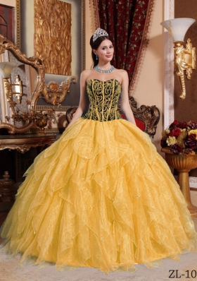 Elegant Gold Puffy Sweetheart Embroidery 2014 Quinceanera Dress with Beading
