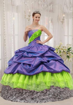 Exclusive Puffy Strapless 2014 Beading Quinceanera Dresses with Pick-ups