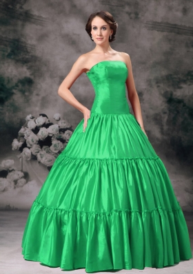 Classical Green Puffy Strapless Ruching Quinceanera Dress for 2014
