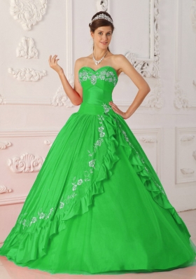 Princess Sweetheart with Embroidery and Beading Decorate for 2014 Green Quinceanera Dress