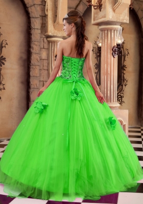 2014 Classical Green Puffy Strapless with Beading and Hand Made Flowers Quinceanera Dress