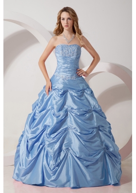 2014 Classical Princess Strapless Appliques Quinceanera Dresses with pick-ups