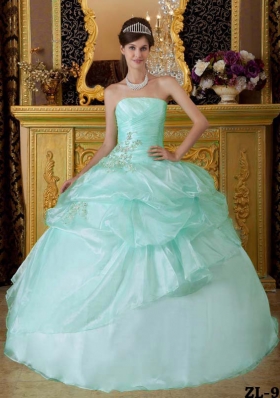 2014 Puffy Strapless Beading Quinceanera Dresses with Pick-ups