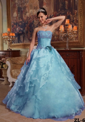 2014 Puffy Strapless Ruffles and Beading Quinceanera Gowns with Appliques