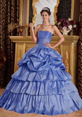 Puffy Strapless Pick-ups and Beading Quinceanera Dress with Ruffled Layers