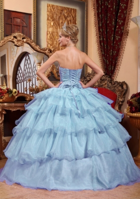 2014 Fashionable Strapless Beading Quinceanera Dresses with Ruffled Layers