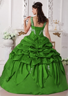 Romantic Puffy Scoop Beading for 2014 Green Quinceanera Dress with Pick-ups