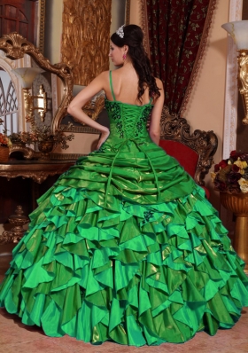 2014 Beautiful Green Puffy Straps Embroidery and Beading Quinceanera Dress