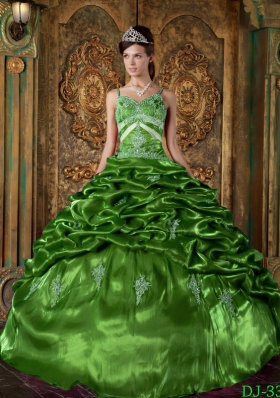 2014 Beautiful Puffy Strap with Appliques and Beading Decorate for Green Quinceanera Dress