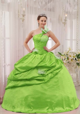 Pretty Puffy One Shoulder for 2014 Spring Green Quinceanera Dress with Pick-ups and Beading