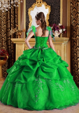 Puffy Spaghetti Straps with Hand Made Flowers and Pick-ups Decorate for 2014 Green Quinceanera Dress