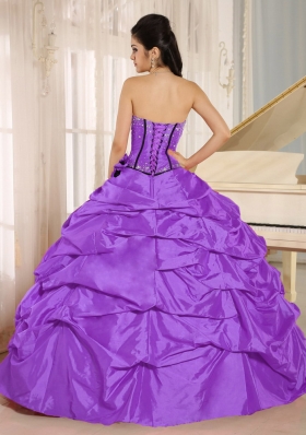 2014 Spring Puffy Strapless Beading Quinceanera Dresses With Pick-ups