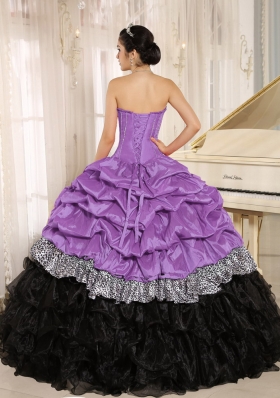 Pretty Sweetheart Ruffles 2014 Quinceanera Dresses With Pick-ups