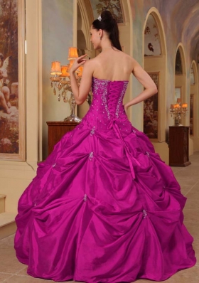 Strapless Taffeta Beading and Appliques Sweet 15 Dressesin Fuchsia