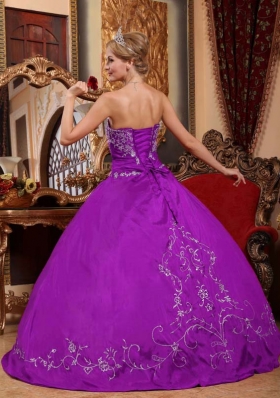 Exclusive Strapless Satin Embroidery Quinceanera Dress for Sweet 16