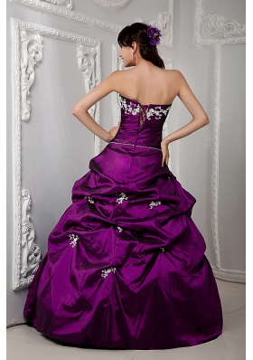 Strapless A-line Taffeta Sweet Sixteen Dresses with White Appliques