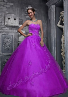 Sweetheart Taffeta and Tulle Quinceanera Dress with Beading and Appliques