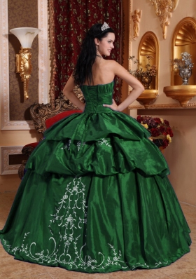 2014 Dark Green Puffy Sweetheart Quinceanera Dresses with Embroidery