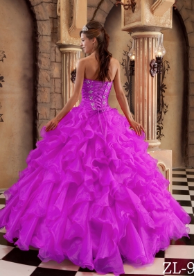 2014 Spring Sweetheart Ruffles Organza Quinceanera Dress with Beading