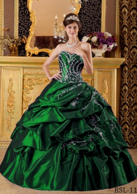 Cheap Puffy Sweetheart Floor-length Quinceanera Dresses with Appliques